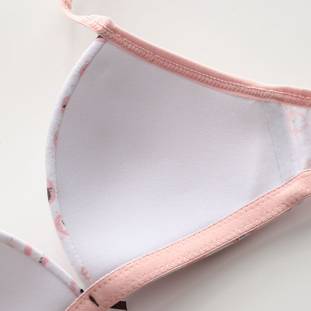 Lindo sujetador inal&aacute;mbrico c&oacute;modo AOP para ni&ntilde;a