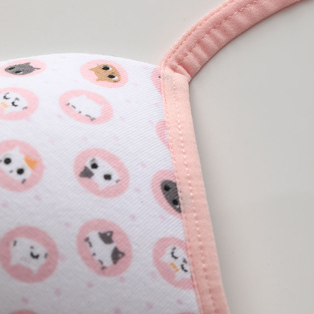 Lindo sujetador inal&aacute;mbrico c&oacute;modo AOP para ni&ntilde;a